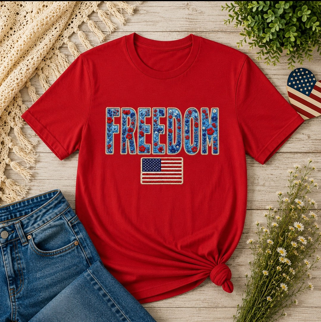Freedom Floral Tee — Patriotic "FREEDOM" Graphic T-Shirt (4th of July)